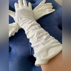 Elegant White Long Gloves